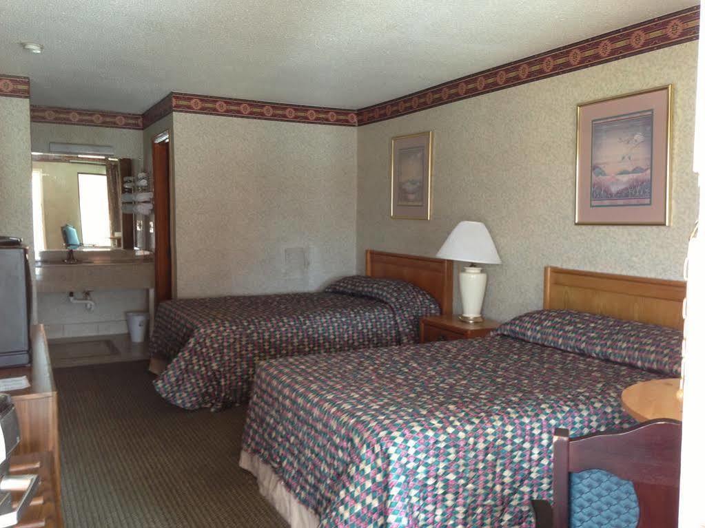 Scottish Inn Augusta Bagian luar foto